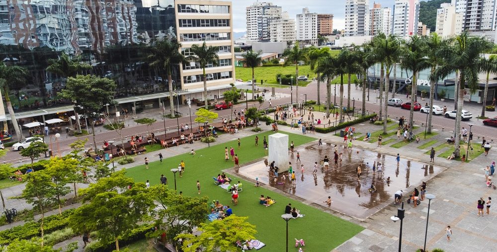 Banner - Transformando a Cidade: benefícios da ativação dos espaços públicos pela Hurbana
